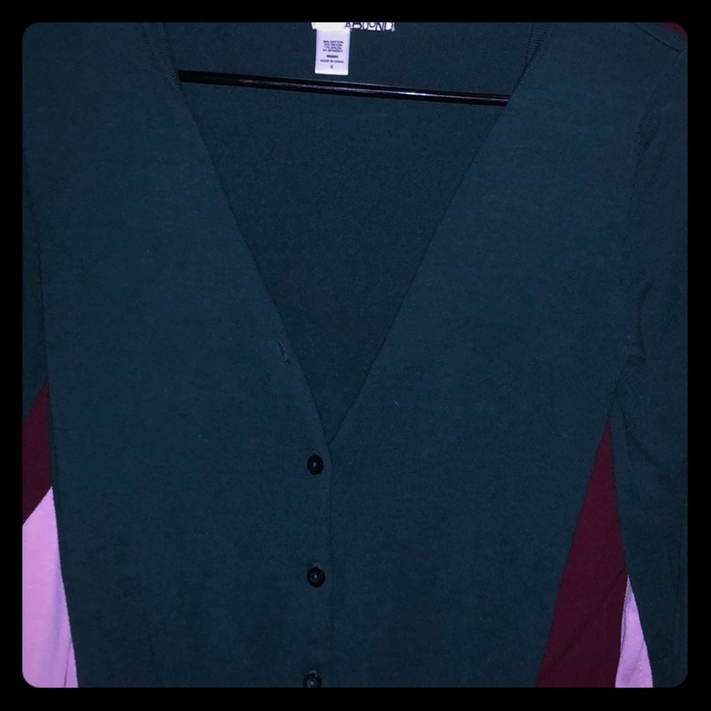 Cardigan sweater